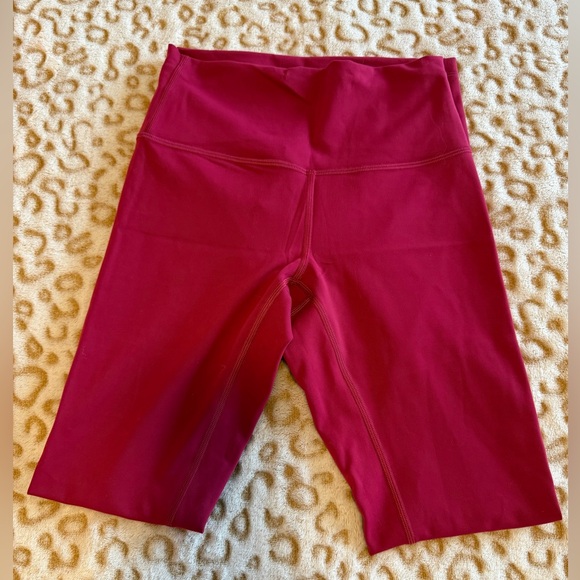 Lululemon athletica Women’s Cherry Red Leggings
Size: 6 - Picture 2 of 9